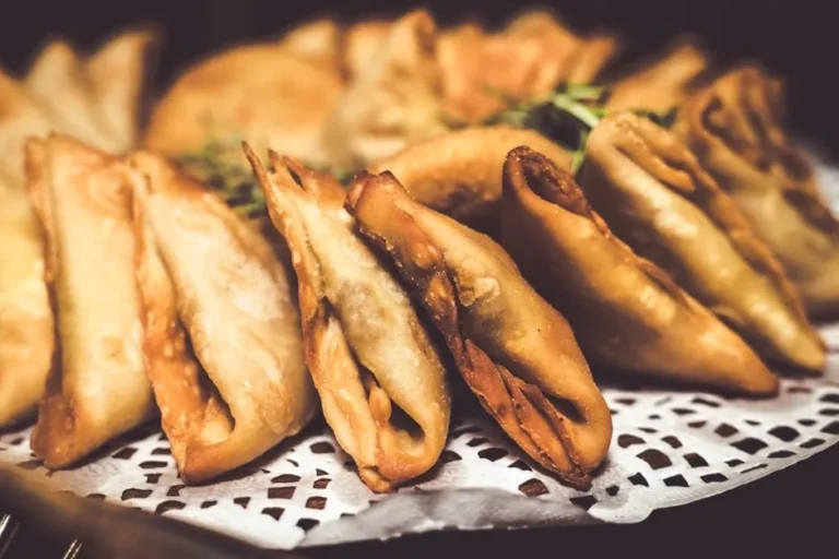 Bangladeshi-Style Crispy Potato and Pea Samosa