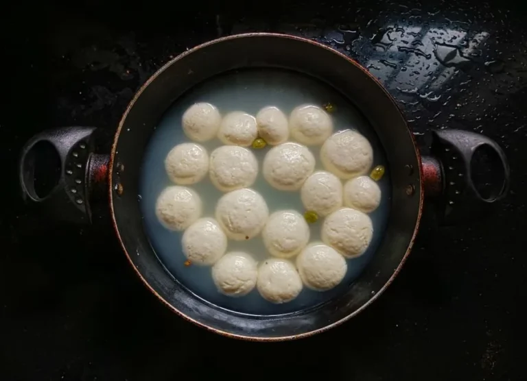 Bengali Cottage Cheese Sweet
