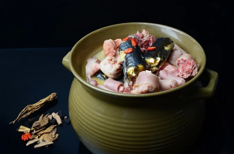 Braised Pig Trotters in Red Vinegar