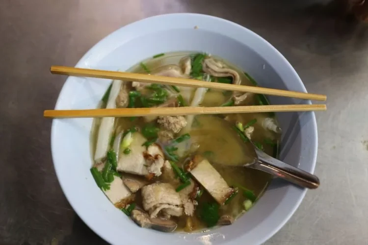 Burmese Pork and Liver Egg Noodle Soup