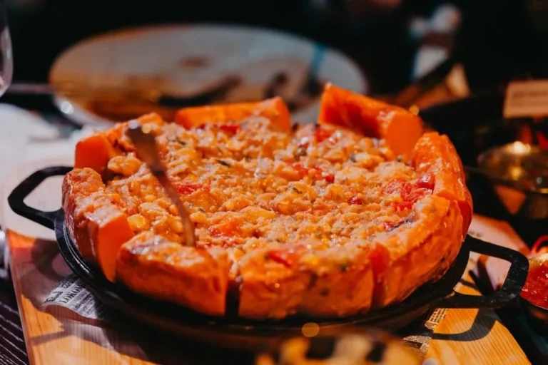 Chicago Deep Dish Pizza