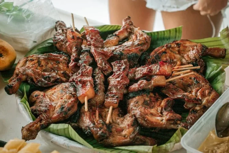 Fijian Earth Oven Feast with Fish, Chicken, and Root Vegetables