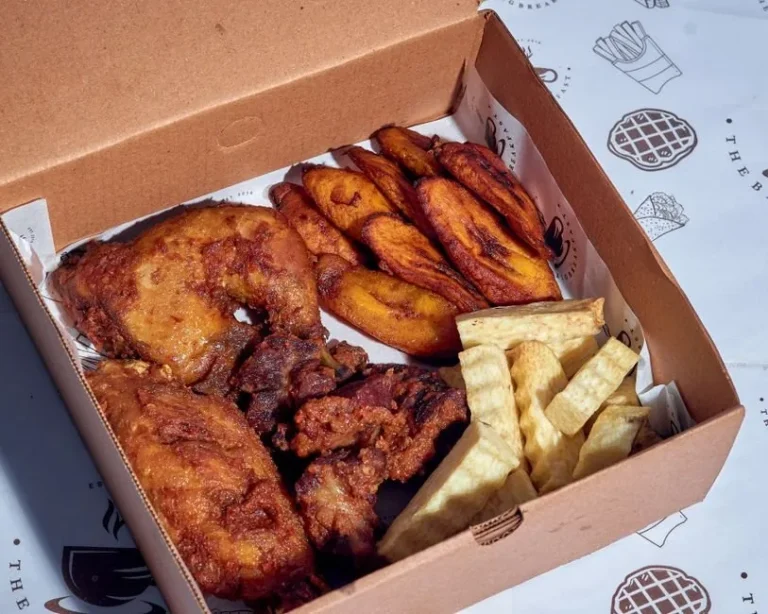 Honduran-Style Chicken with Fried Sweet Plantains