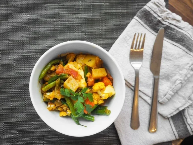 Indian-Style Potato and Cauliflower Curry