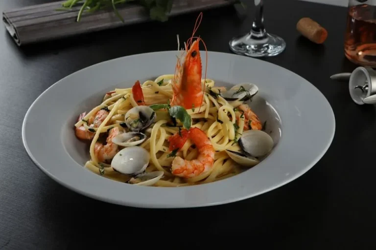 Italian Linguine in Clam Broth Soup