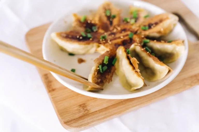 Pan-Fried Gyoza Dumplings