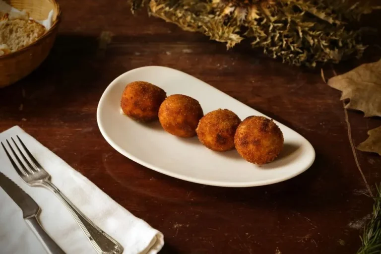 Roman Fried Rice Balls with Stretchy Mozzarella