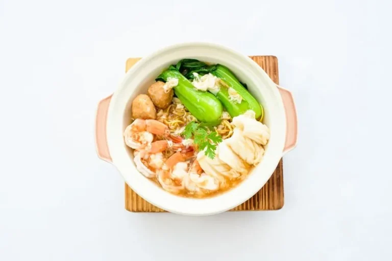 Singapore Prawn Noodle Soup