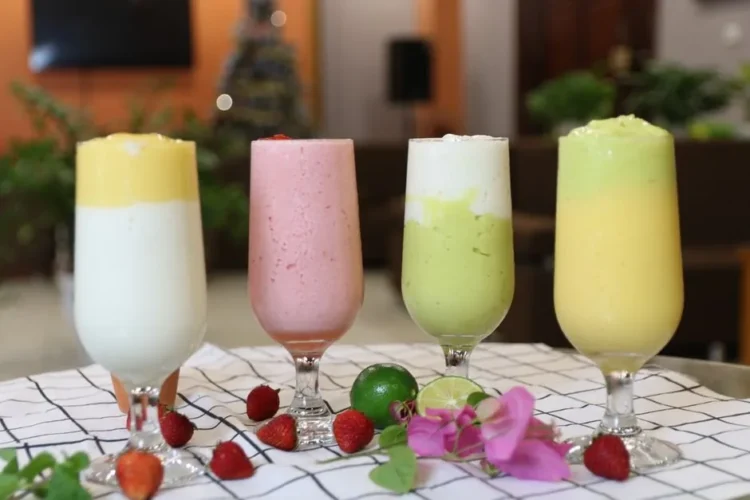 Vietnamese Avocado Smoothie