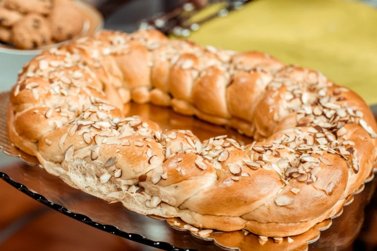 Greek Festive Sesame-Honey Wreath Cookies
