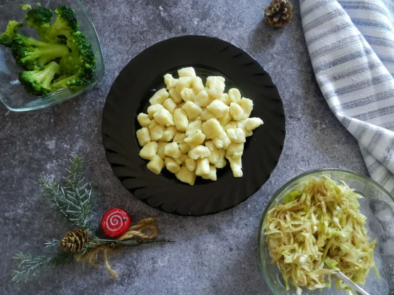 Soft Ukrainian-Style Flour Dumplings with Mushroom Gravy