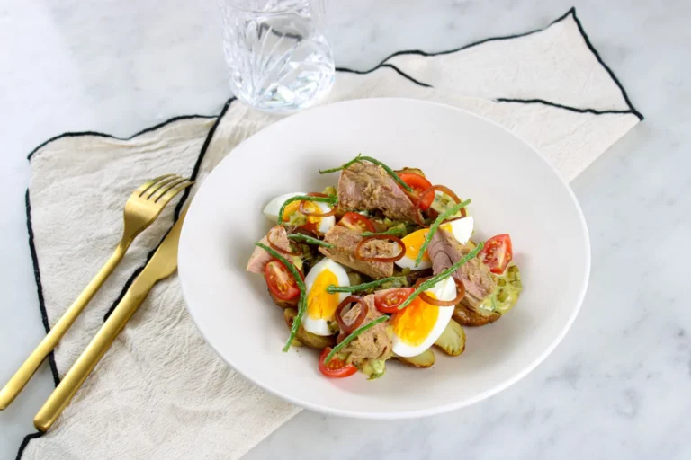 Classic French Salade Nicoise with Tuna and Anchovies