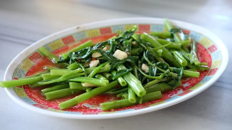Garlic Stir-Fried Chinese Cabbage