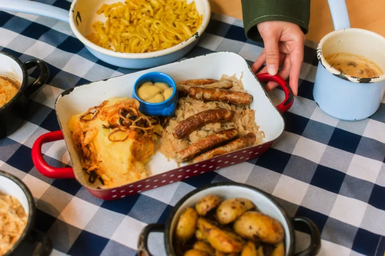 Bratwurst with Sauerkraut