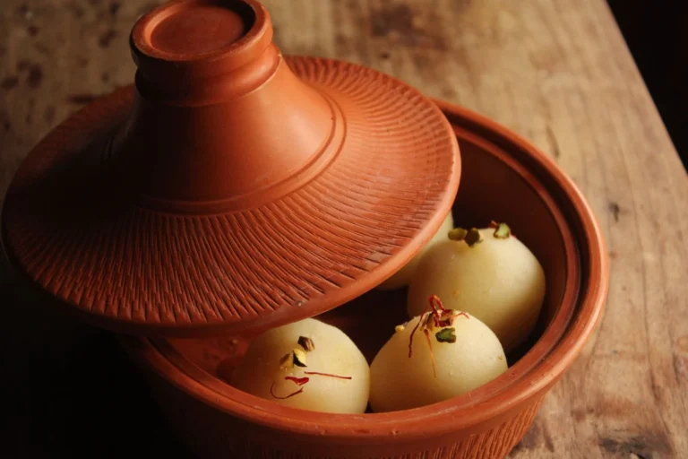 Bengali Cream Cheese Dumplings in Saffron Milk