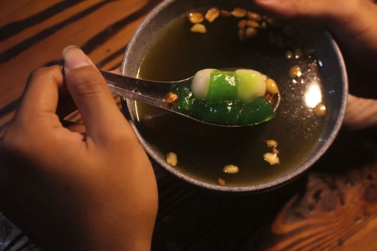 Thai Pandan Coconut Jelly Squares