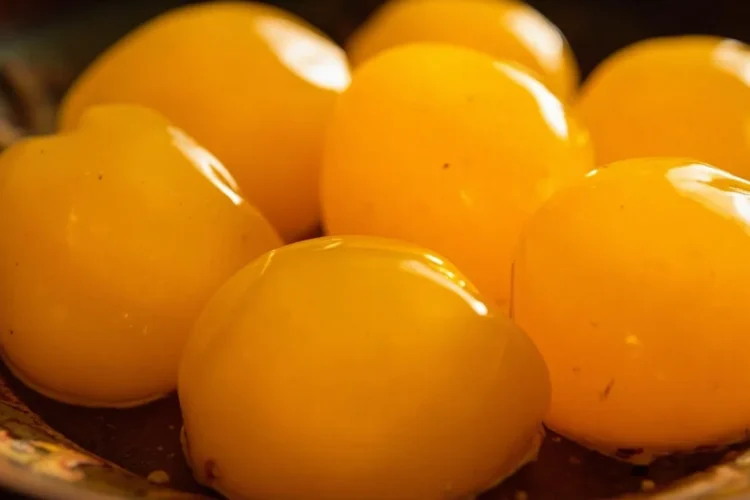 Thai Sweet Golden Egg Yolk Drops