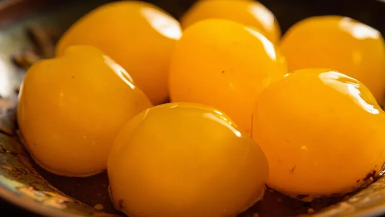 Thai Sweet Golden Egg Yolk Drops